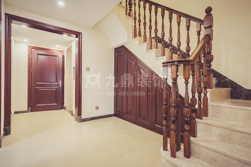 樓梯裝修實(shí)景圖