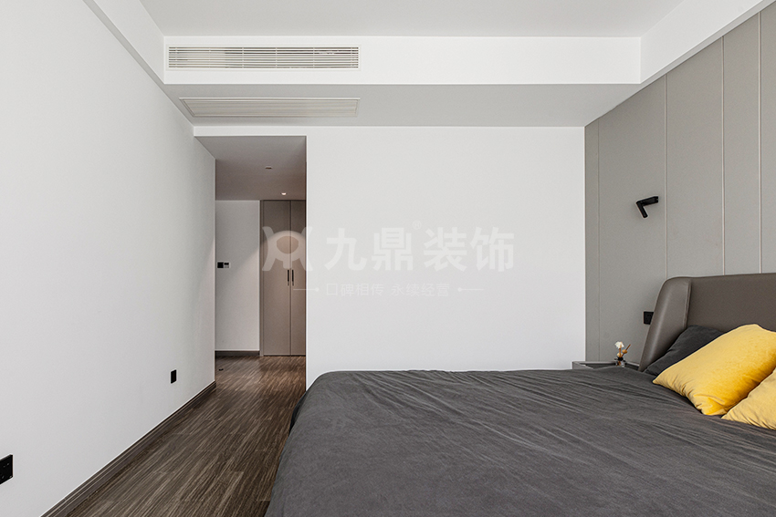 臥室裝修圖